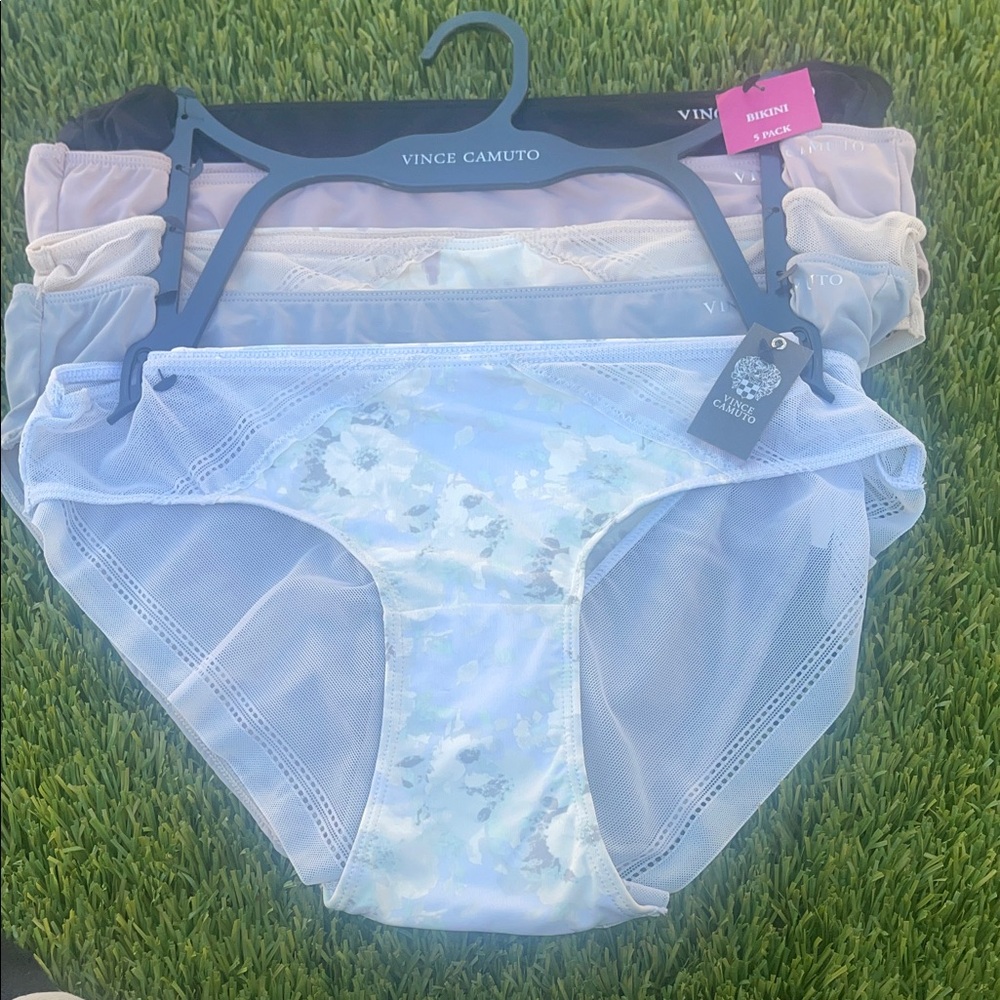 Vince Camuto 5 Bikini Panties Set